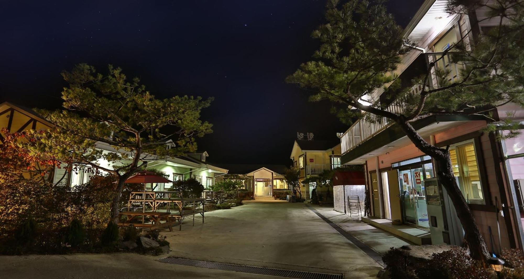 Gongju Magoksa Healing Pension Exterior photo